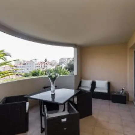 Apartment Croisette Serenity: Modern 3-bed *