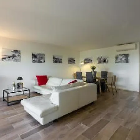 Croisette Serenity: Modern 3-bed *